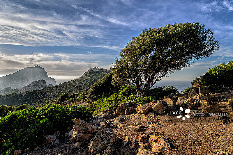 法国皮亚纳岩石山脉风光图片素材