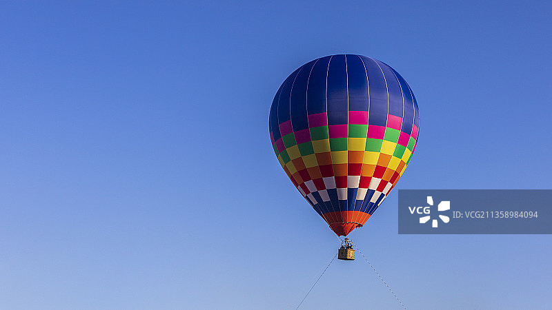 上海青浦东方绿洲的热气球图片素材