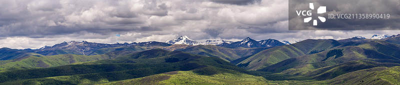 长江黄河分水岭观雅克夏雪山图片素材