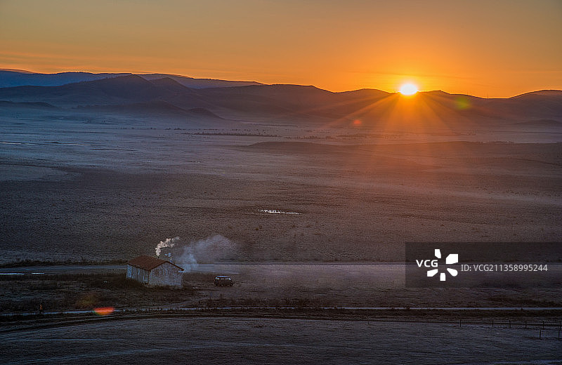 原野晨炊图片素材