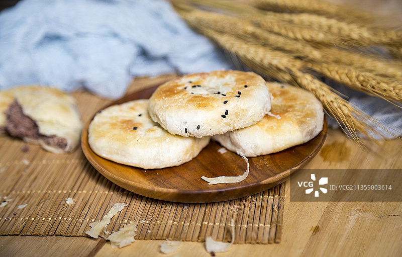甜点下午茶绿豆饼室内静物特图片素材