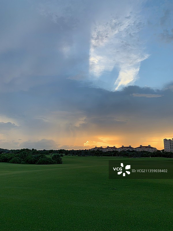 佛罗里达州日落时分的田野风光图片素材