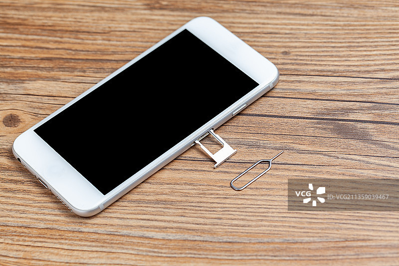 静物手机存储卡槽特写图片素材