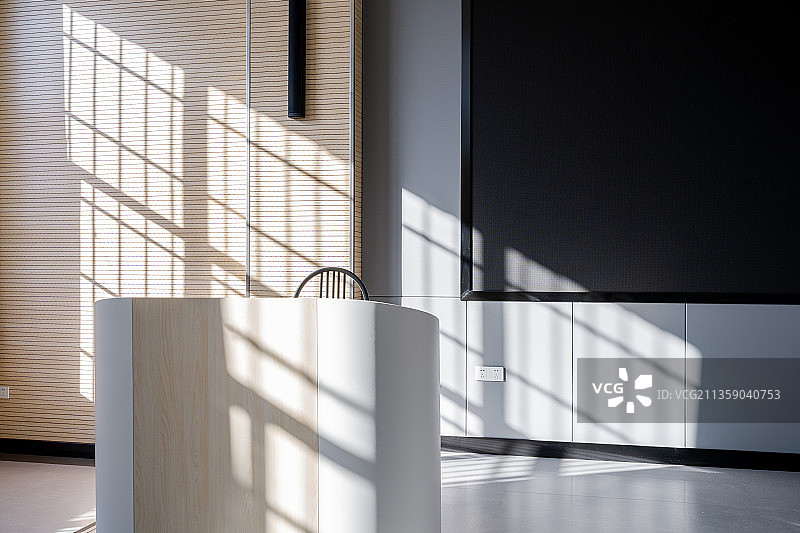 空无一人的讲台图片素材