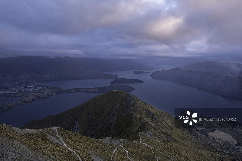 新西兰瓦纳卡日落山景图片素材
