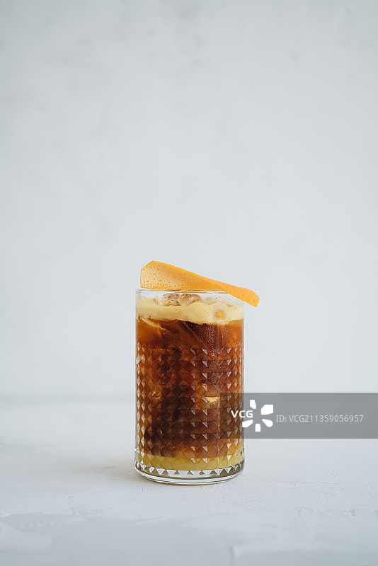 泰国帕岸岛：玻璃杯饮品特写图片素材