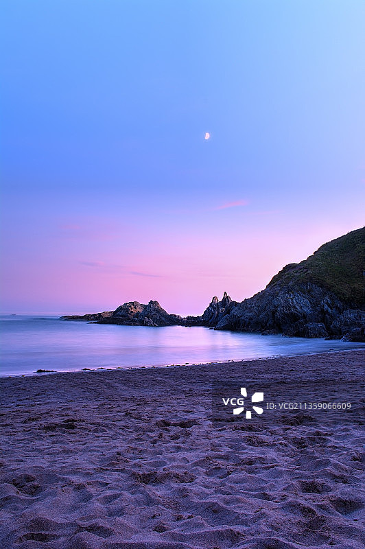 英国金斯布里奇查拉伯勒日落海景风光图片素材