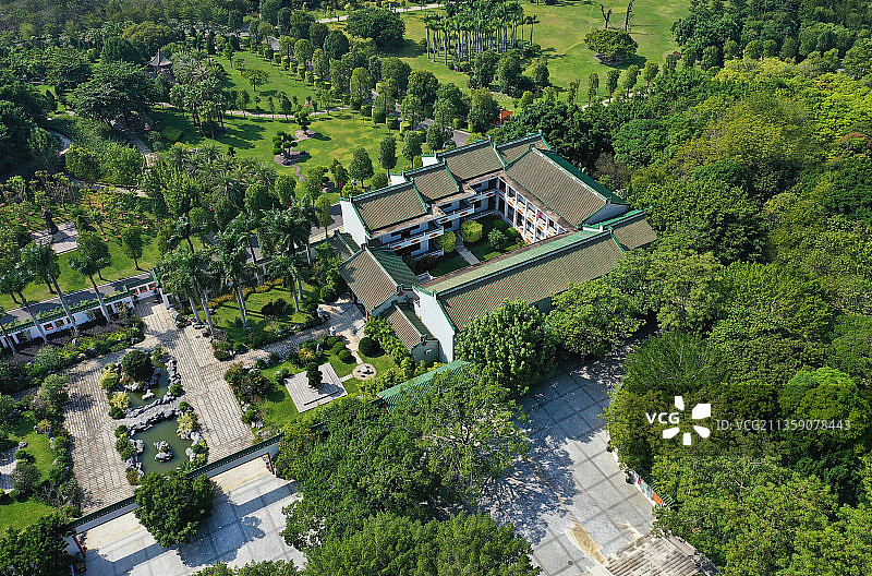 广东省汕尾市陆丰市碣石镇玄武山名胜风景区元山寺航拍图片素材