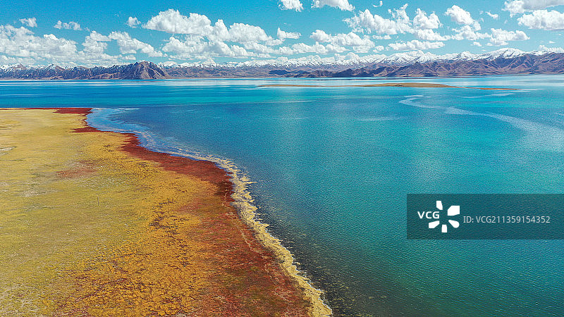 三江源冬给措那湖图片素材