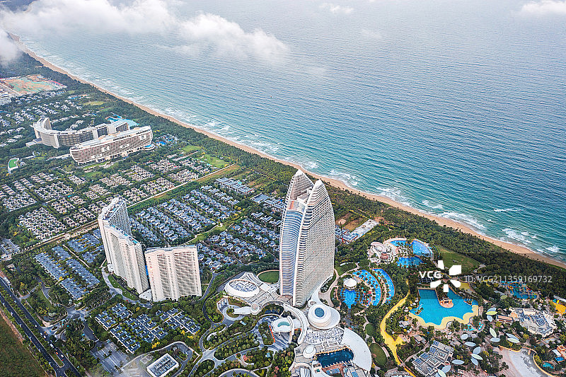 云端上的三亚海棠区亚特兰蒂斯水世界图片素材