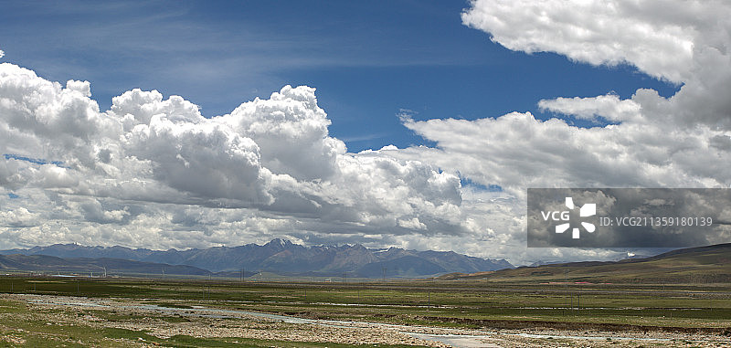 对着天空的风景图片素材