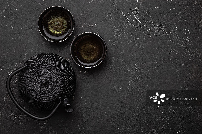桌上的黑咖啡俯视图图片素材