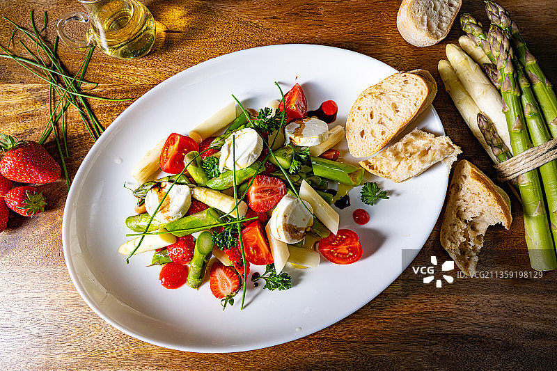 餐盘沙拉俯视图图片素材