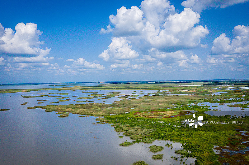 黑龙江省大庆市杜尔伯特县连环湖草原湿地中部引嫩工程图片素材