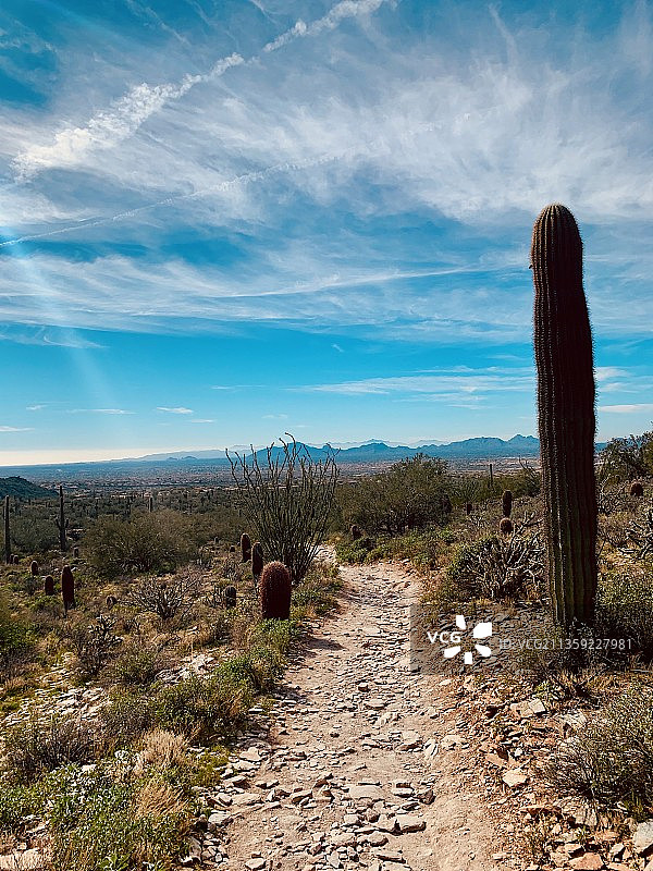 陆地对天空的风景图片素材