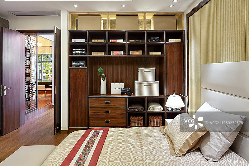 样板间、卧室、衣柜、衣帽间图片素材