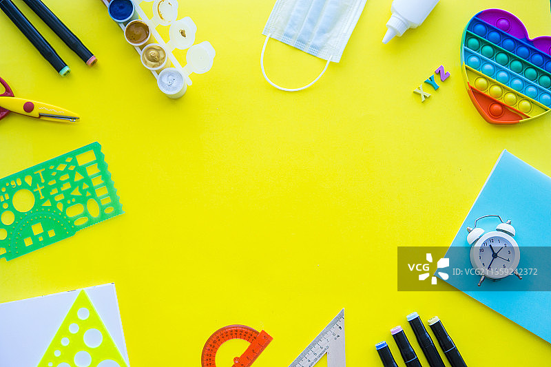 文具和硅胶玩具 popit 展平图图片素材