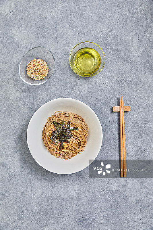 荞麦面套餐：紫苏油、食材、方便食品图片素材