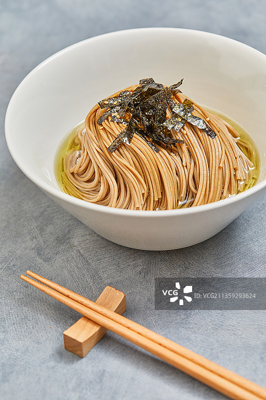 荞麦面套餐：紫苏油、食材、方便食品图片素材