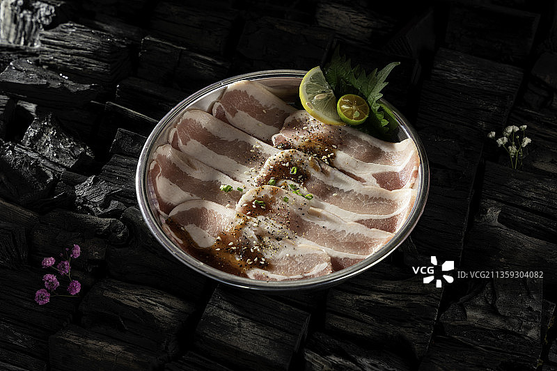 韩国烤肉 日式烧肉 碳烤的 传统的图片素材