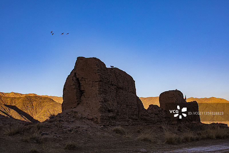 飞越明长城图片素材