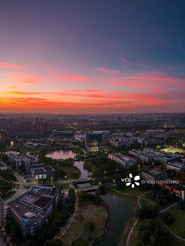 图书馆晚霞图片素材