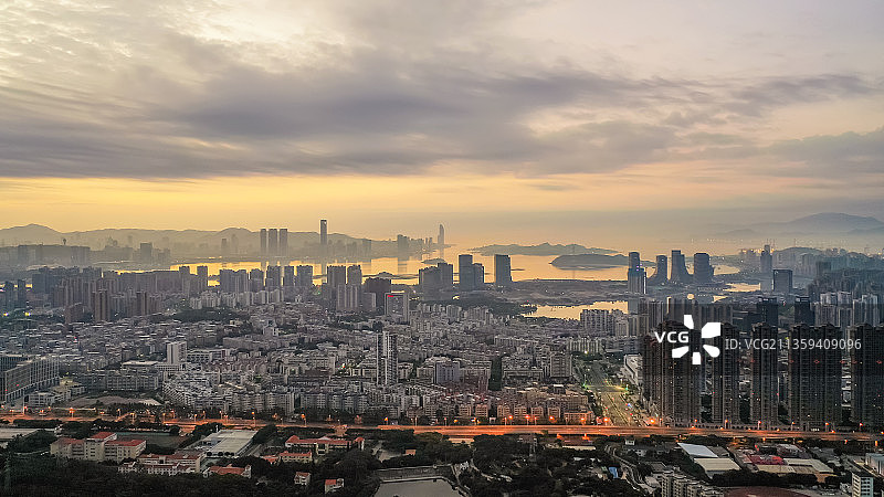 晨光初露图片素材