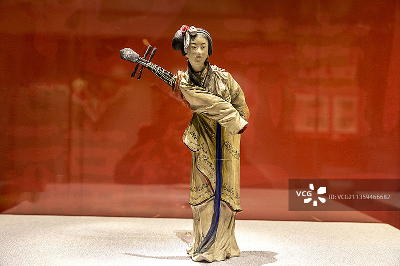 天津民俗：泥人张彩塑——张玉亭制彩塑赵五娘（天津博物馆藏）图片素材