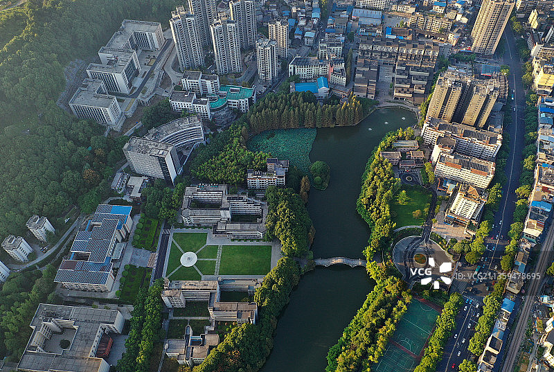 湖南省湘西土家族苗族自治州吉首大学砂子坳校区航拍图片素材