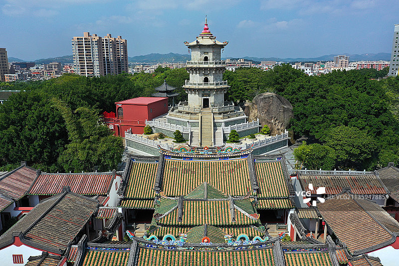 广东省汕尾市陆丰市碣石镇玄武山名胜风景区元山寺航拍图片素材