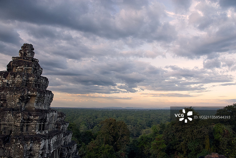 柬埔寨，吴哥窟，巴肯山，巴肯寺，日落图片素材