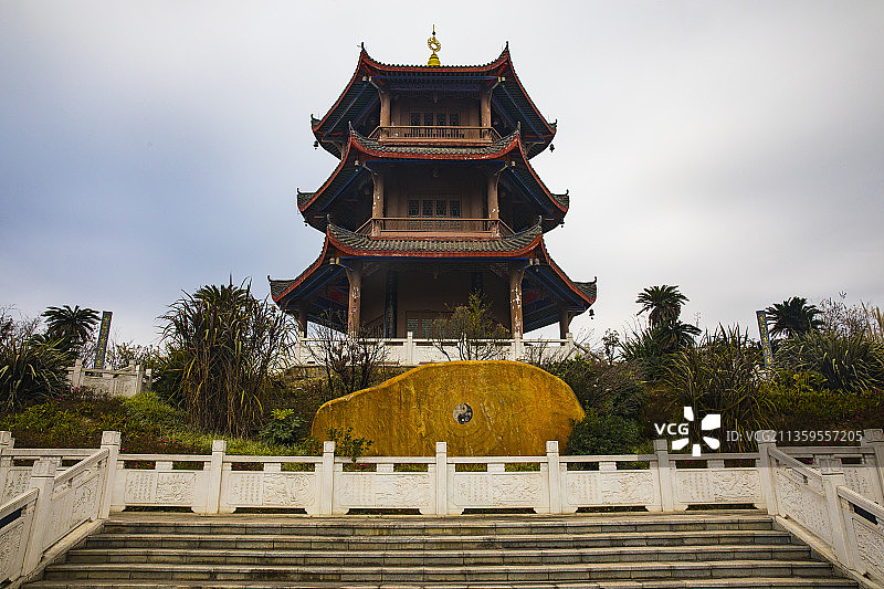 中国贵州贵阳市白云区太阳湖滨湖公园.图片素材