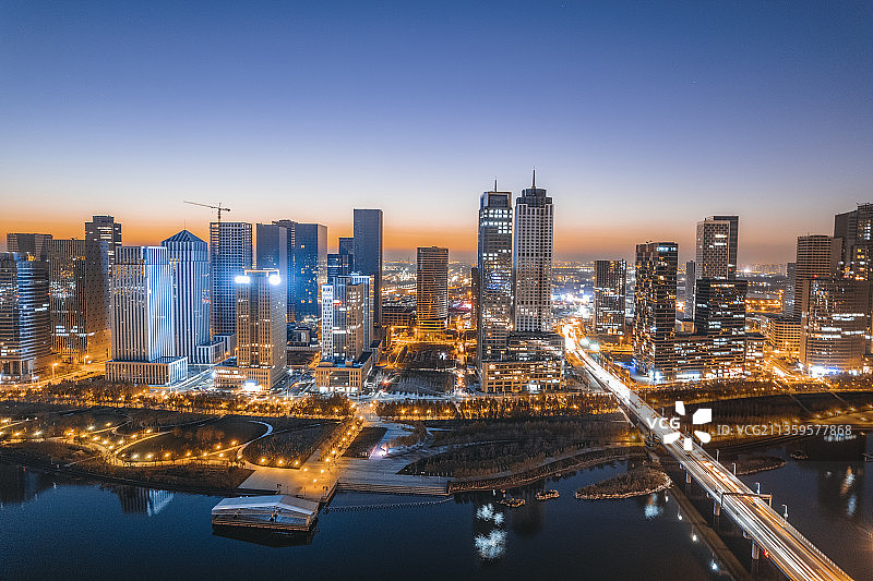 天津滨海新区于家堡商业区夜景风光图片素材