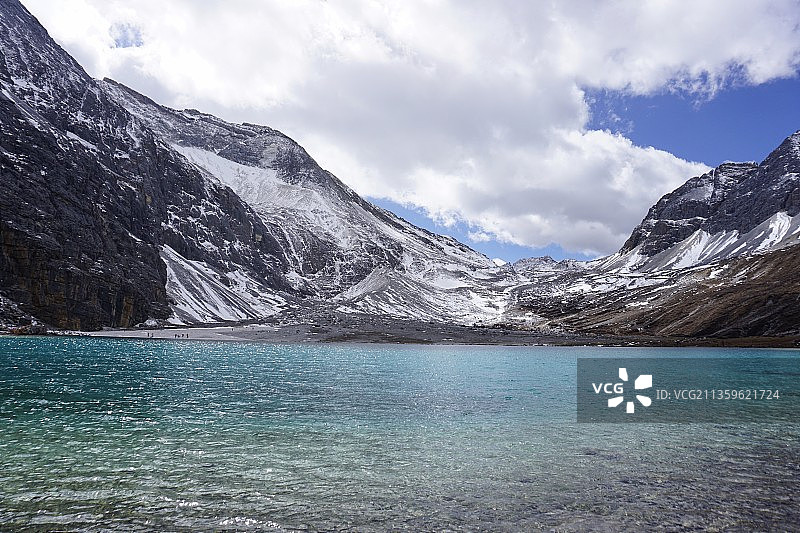 甘孜道孚牛奶海图片素材