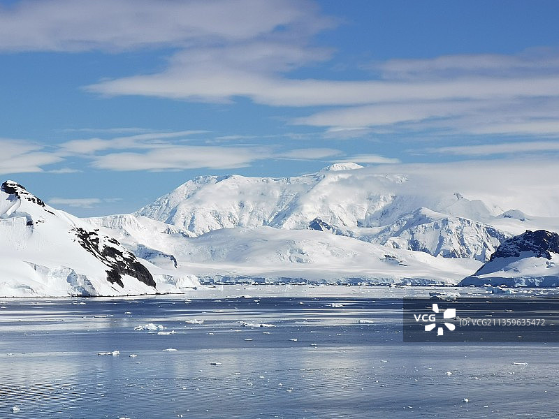 Paradise Bay in Blue图片素材