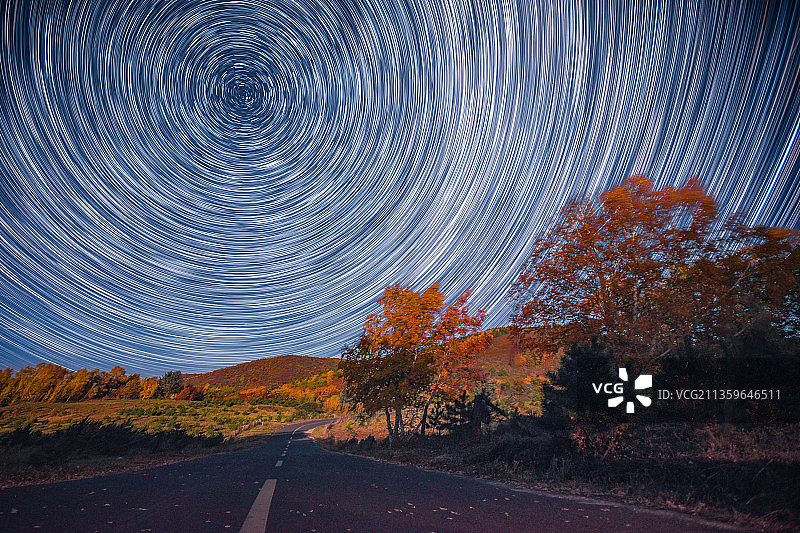 深秋夜色美图片素材