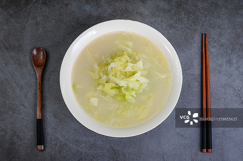 肥肠莲花白汤图片素材