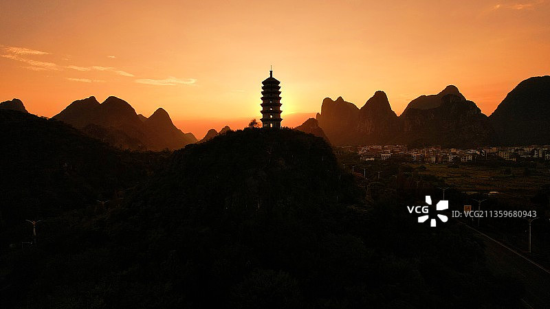 桂林塔图片素材