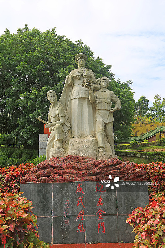 福建厦门大嶝岛英雄三岛战地观光园：英雄雕塑广场英雄雕塑图片素材