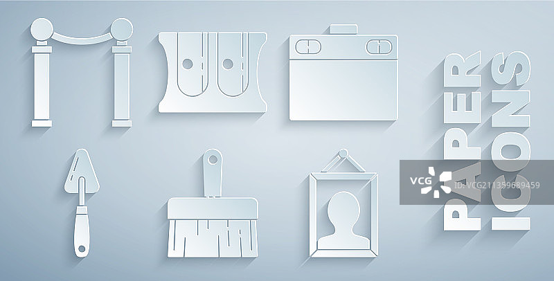 画笔、绘图板与调色刀素材图片素材