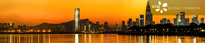 黄昏时刻-人才公园全景图片素材