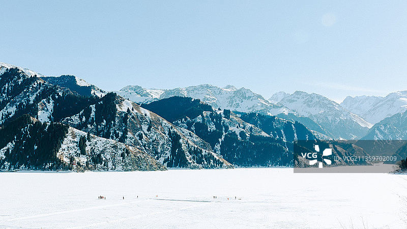 新疆天山天池滑雪场雪景图片素材