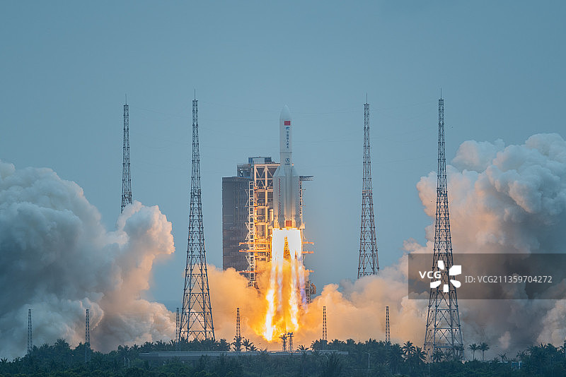 天和一号空间站发射图片素材
