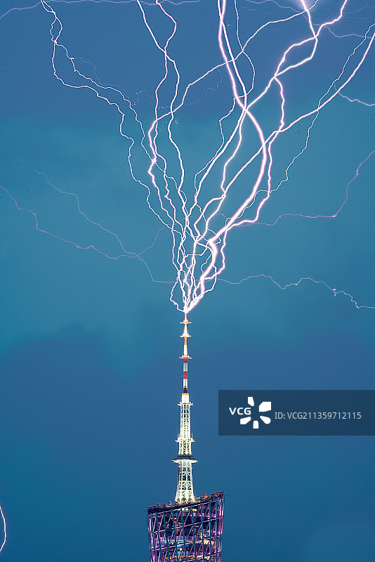 闪电 广州塔图片素材