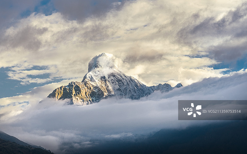 幺妹峰 —四姑娘山图片素材
