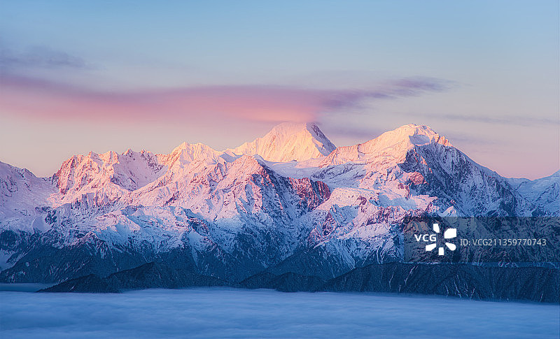 蜀山之王的面纱图片素材