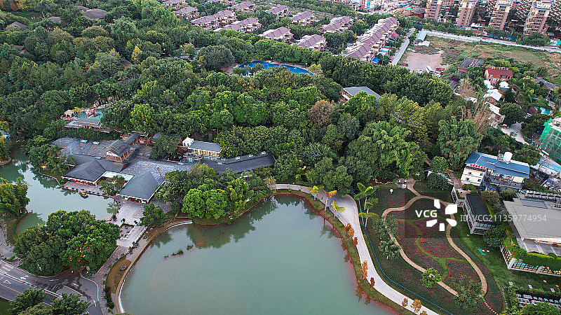 云南省红河哈尼族彝族自治州弥勒市湖泉生态园图片素材