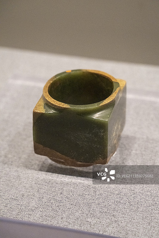 三门峡市虢国博物馆馆藏文物玉碂图片素材
