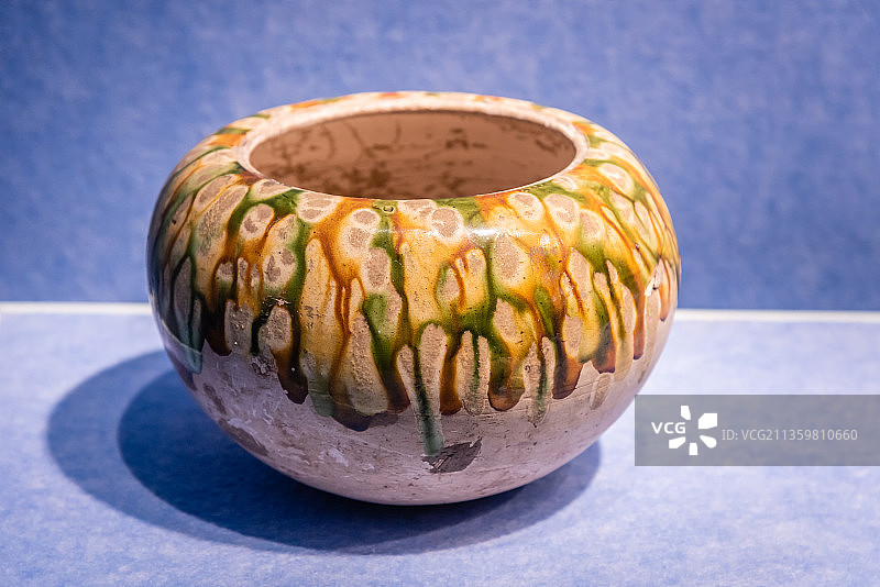 唐代三彩盂图片素材