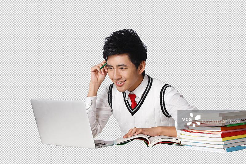 青春活力的青年学生使用笔记本电脑图片素材